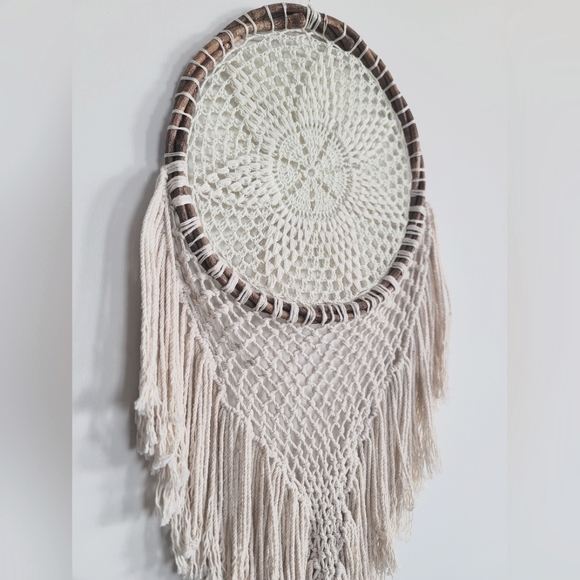 Mandala Crochet Decoration - Picture 1 of 7